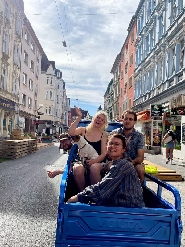 28e269db-c9ee-4c47-b592-9c6baa37fa37